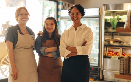 girls-in-market