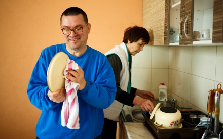 washing-dishes